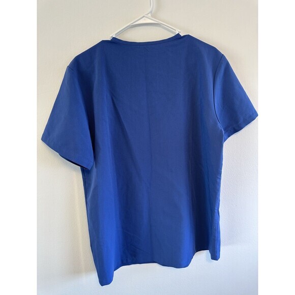 Figs Technical Collection Men’s Leon 3 Pocket Scrub Top in Medium - Picture 6 of 7